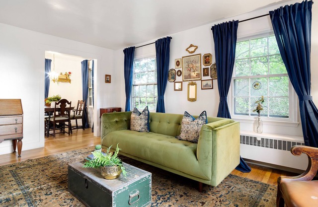 Classy 1BD near U of U - 1 mile/ fast WI-FI