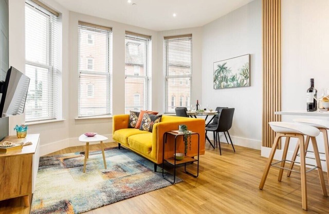 Classy, Coastal 1-Bed Apt w/ Free Gym & Wi-Fi