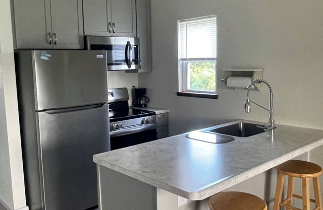 Clean Green Cove Condo