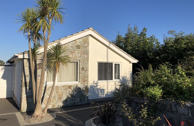 Bellamente amueblado, casa de vacaciones de 2 dormitorios en Moelfre, Anglesey
