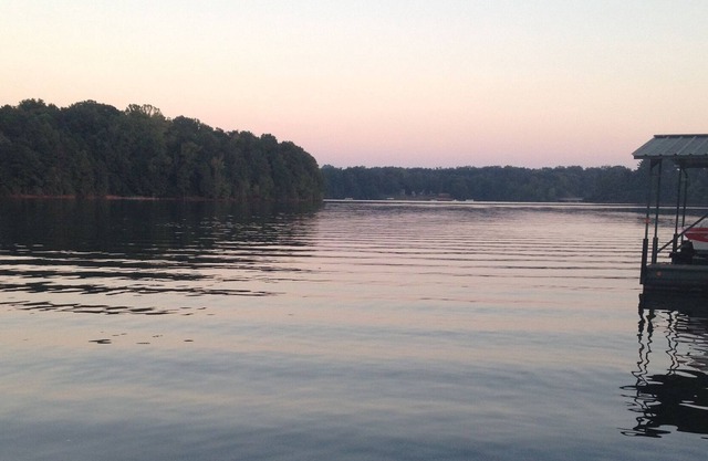 Cerca de Clemson y Green Pond Landing