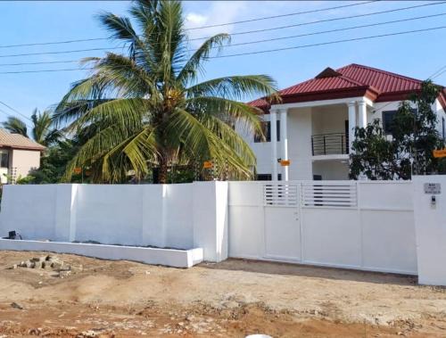 Cocovine Residence