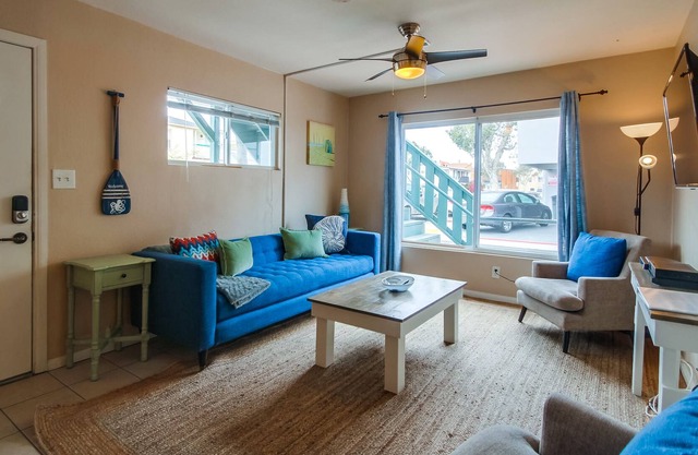 Cohasset Condo 1