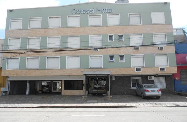 Colossi Hotel