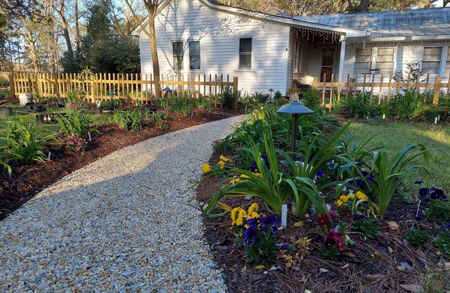 Come visit our “Sweet Retreat at the End of the Street” where you can relax!!!
