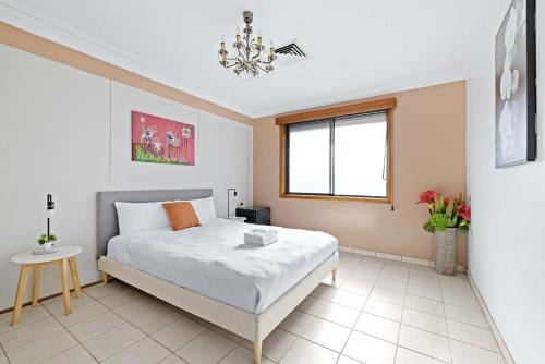 Comfort & Calm - Double Room on a Quiet Crescent in Liverpool - Shared Bathroom