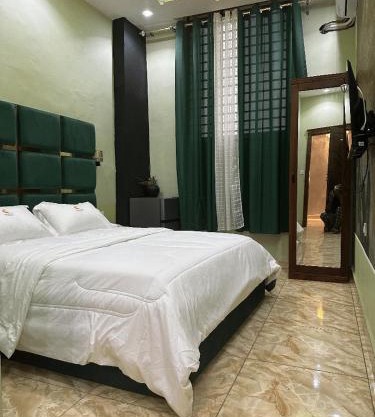 Comfort Inn Hotel & Suits