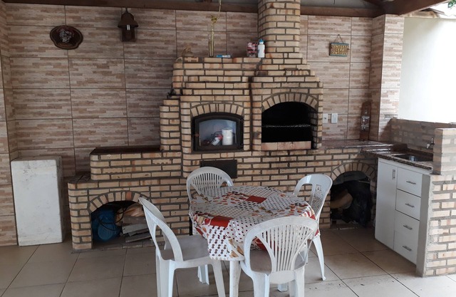 CONFORT, SEGURIDAD Y ENTRETENIMIENTO EN UNA EXCELENTE CASA EN CABLE FRIO