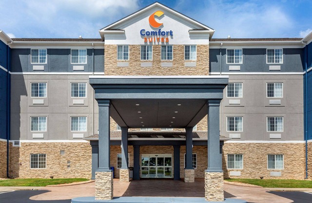 Comfort Suites