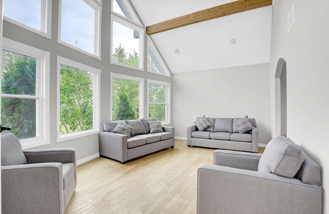 Comfortable and modern guest place