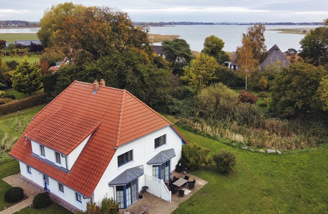 Cómoda casa de vacaciones para 7 personas con sauna, 110 metros cuadrados, en el sur de Rügen