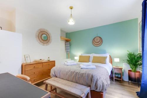 Comfortable studio flat! - Heart of West Ealing!