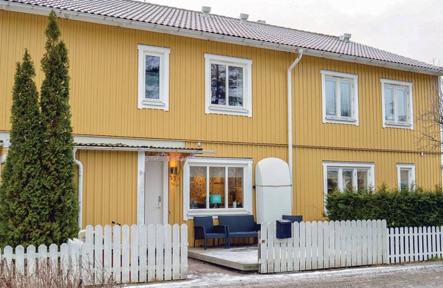 Alojamiento de 3 habitaciones en Gustavsberg