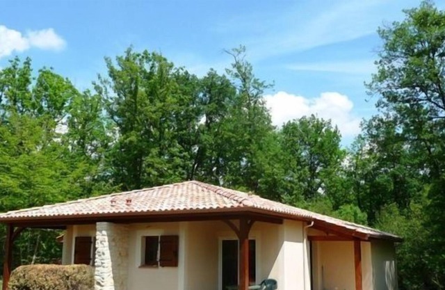 Confortable villa adosada en el sur de la Dordogne
