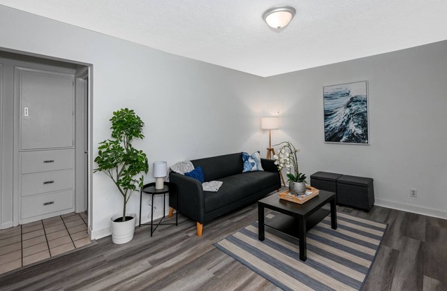 Comfy 2bd Perfect for Travel Professionals!