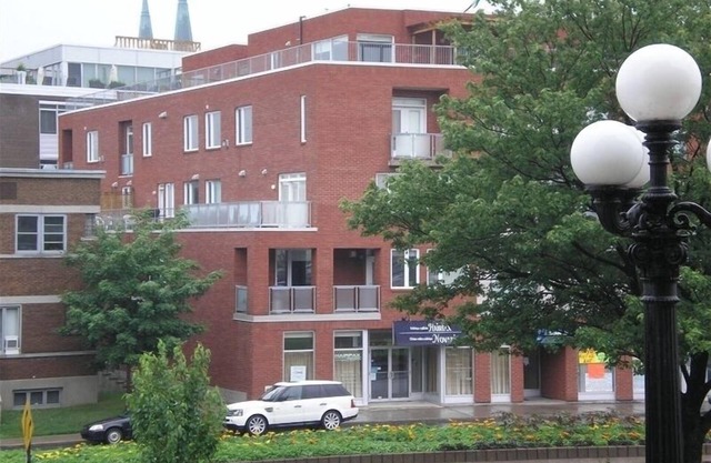 Condo 302 Pasos para Marché Jean Talon. Aventúrate en este mundo