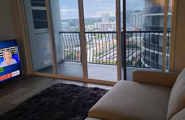 Condo bella