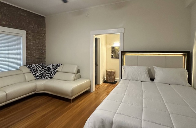 Condo in Long Beach, California