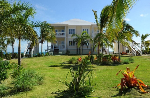 Penthouse Condo w / Htd Pool, playa, vista al mar 2, kayaks, carrito de golf, muelle para embarcaciones