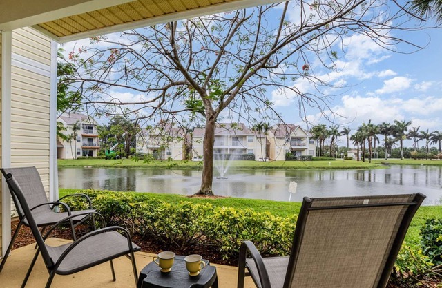 Connie · Peaceful 2/2 Pondside Condo · Half mile to Beach