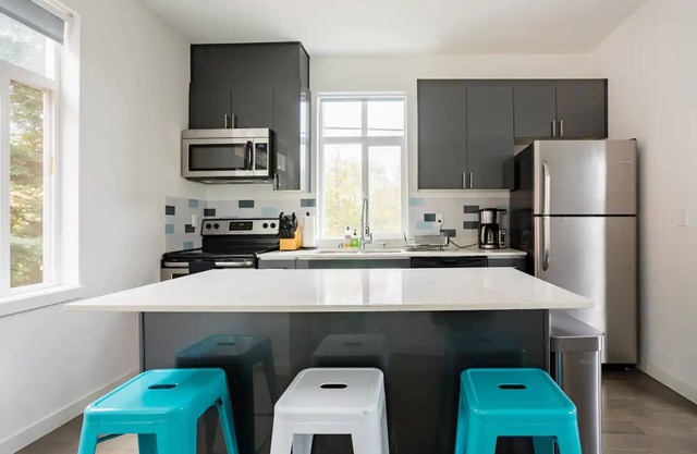 Contemporary 3 BR & 3.5 BA Home in West Seattle