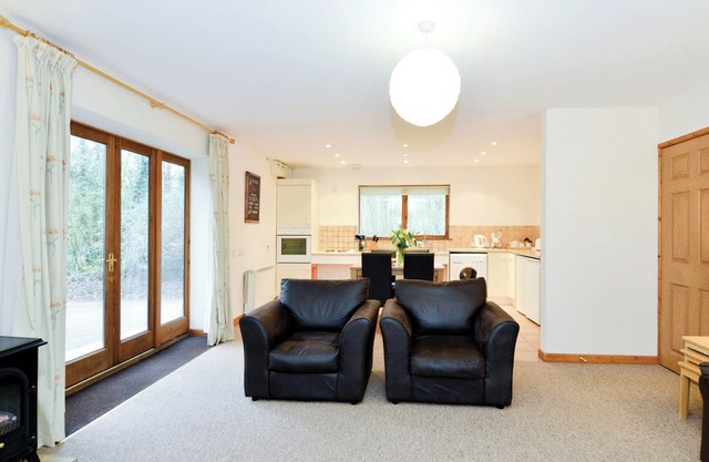 2 bedroom accommodation in Holcombe Rogus