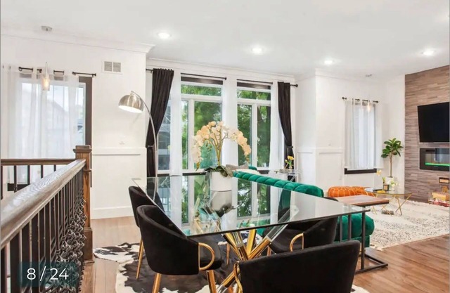 Contemporary Luxury 3 Bdr Apt for 6 +Free Parking