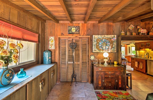 Converted Barn in Sebastopol w/ Private Patio!