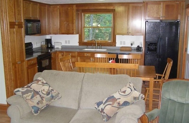 Cool 4BR / 1 BA * Escapada familiar cerca de las mejores playas del océano de Maine