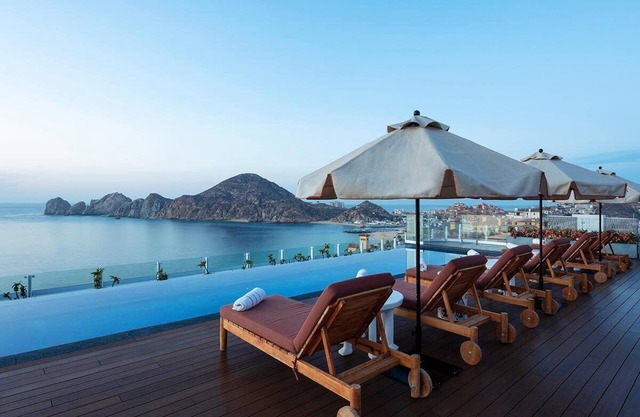 Suites de lujo Bay View 2BR / 2BA en la playa Medano en el corazón de Cabo