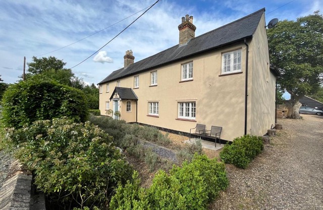 Corner Cottage