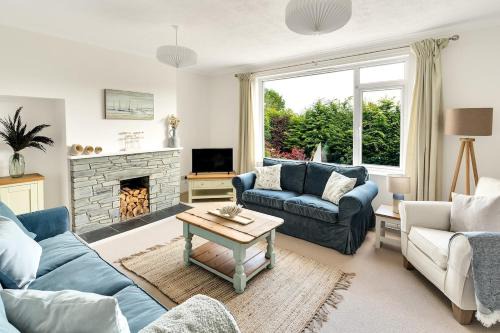 Cornish house 5 min drive to beach