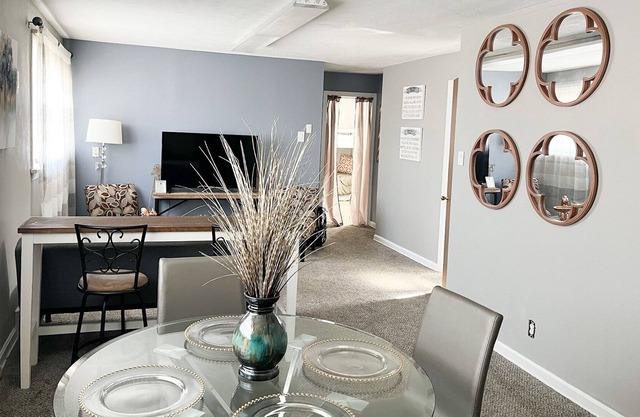 Corporate Apartment in Historic North Side District Near Downtown