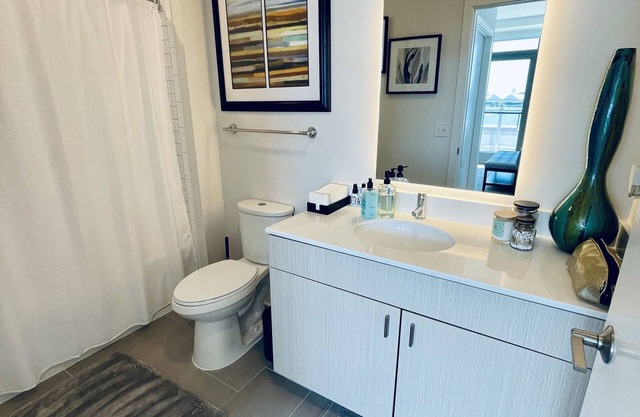 CORPORATE RENTAL ON THE RIVER IN SOUTHWEST WASHINGTON DC