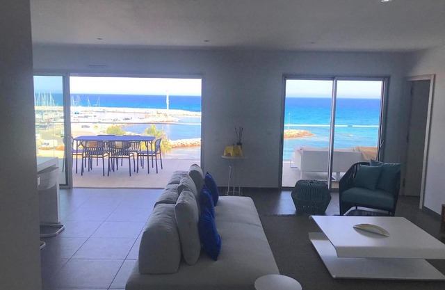 Corsicacasa Appartement De Luxe Sur La Mer Port De Solenzara