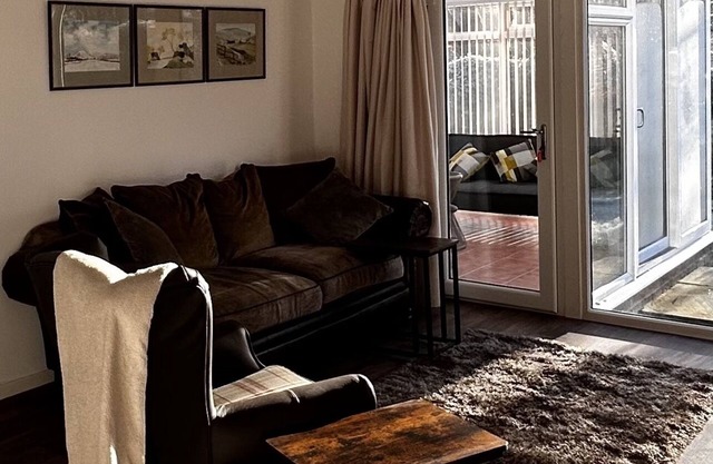 Cosy 2-Bed village retreat amidst breathtaking scenery and rich history.
