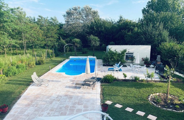 Cosy 3 bedrooms near bars and restaurants near medieval villages 5 min to Lot