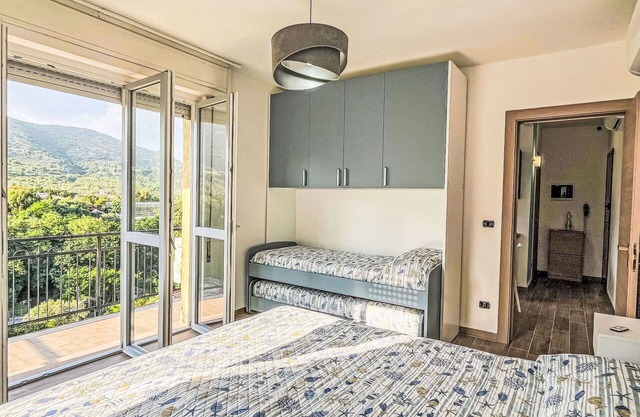 Precioso apartamento para 4 personas con A/C, WIFI, TV, balcón y aparcamiento