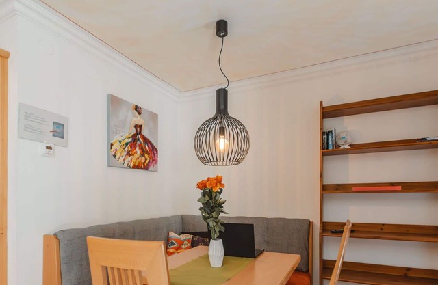 Cosy apartment for 2 guests with WIFI, TV, balcony and parking