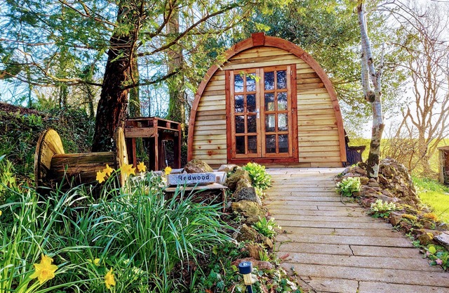 'Redwood' The Warming Wagon en The Greenhouse Spa Retreat - Glamping Cornwall
