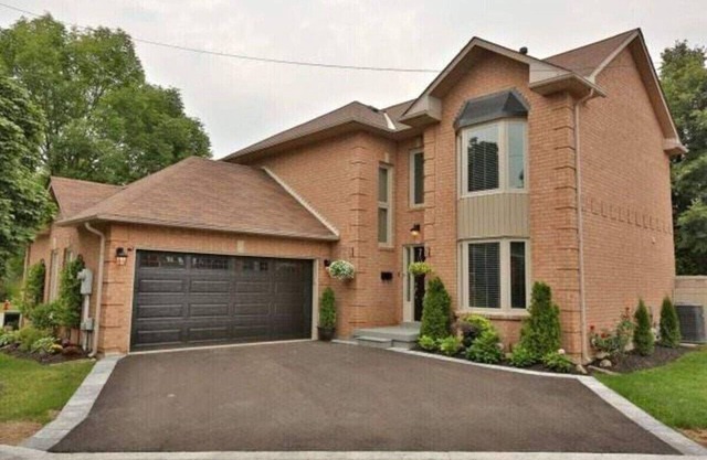Cosy Guest Suite Near Shops, Transit, Hwy and GO