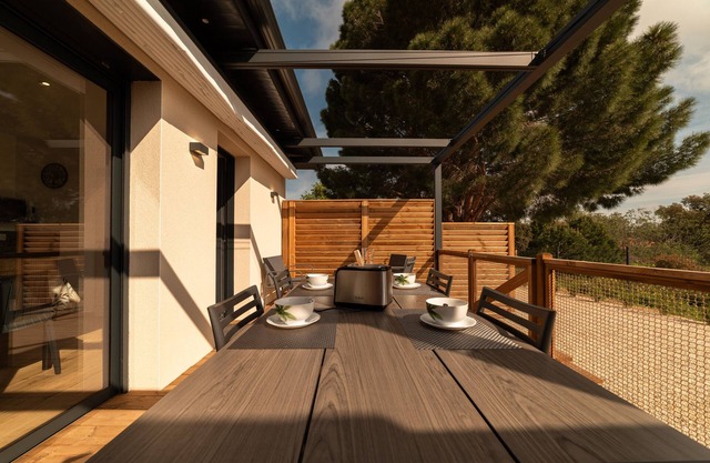 Casita de campo 'Côté Nature' con vistas a la montaña, Wi-Fi y aire acondicionado