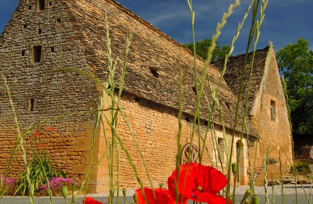 CASA RURAL EN DORDOGNE CON PISCINA PRIVADA ENTRE SARLAT Y LA CUEVA DE LASCAUX