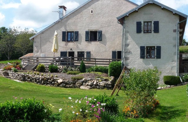 Casa Rural La Chapelle en Plena Naturaleza, Mascotas Bienvenidas
