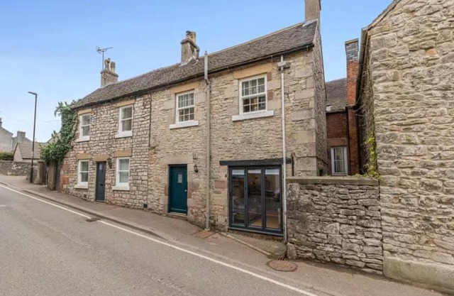 Cottage in the heart of the Peak District