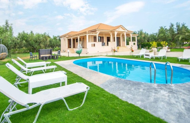 counryside location close to amenities new villa