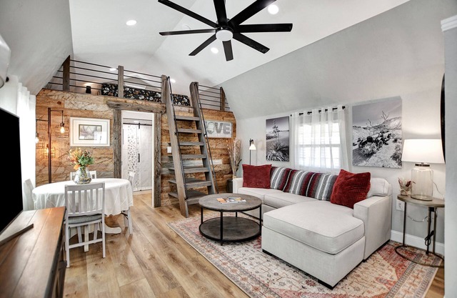 Country cabin with rustic charm and modern comforts
