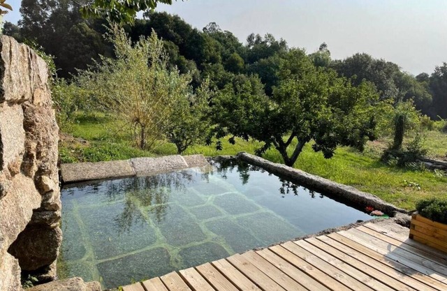 Casa rural 'María Bargiela' con terraza privada, jardín privado y Wi-Fi