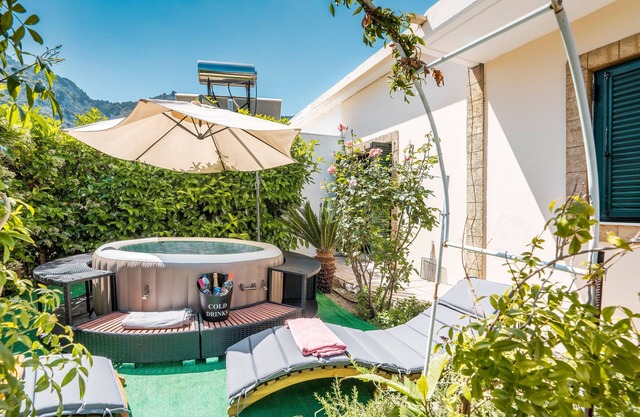 Casa rural 'Villa Di Lucia' con vistas a la montaña, Wi-Fi y aire acondicionado