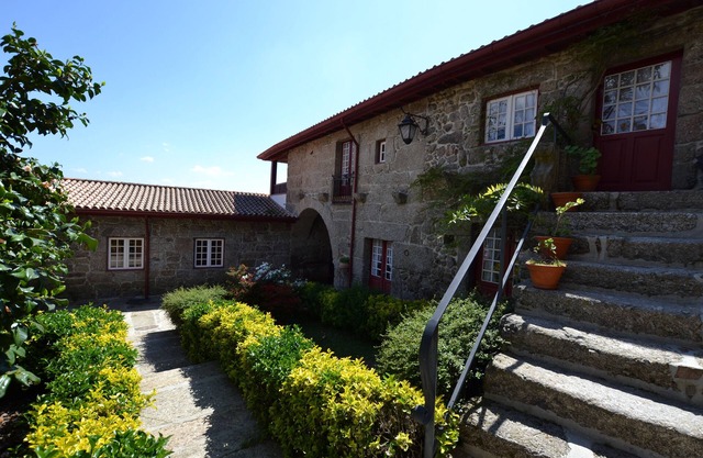 Casa de campo con piscina privada cerca de Guimarães